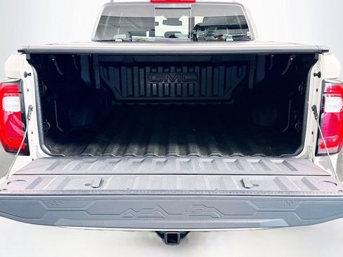 Used 2026 GMC Canyon AT4 AWD/4WD image 19