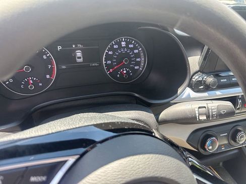 Used 2023 Kia Forte LXS w/ LXS Technology Package FWD image 2