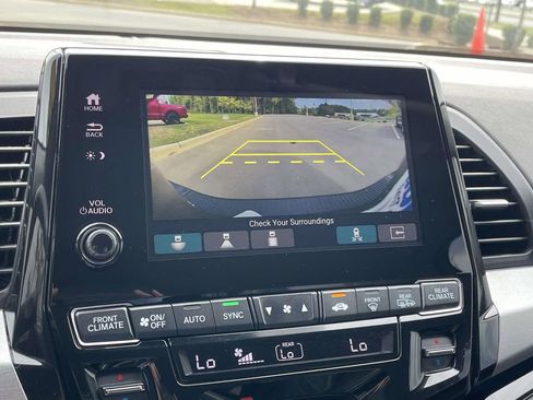 Used 2024 Honda Odyssey Touring image 31