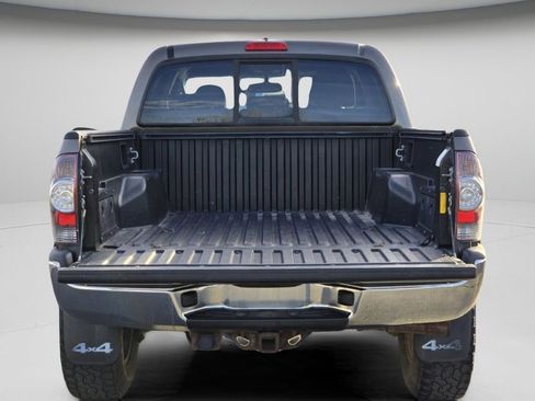 Used 2012 Toyota Tacoma 4x4 Double Cab w/ SR5 Pkg image 20