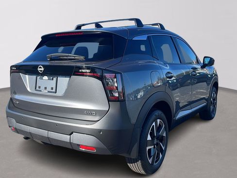 New 2026 Nissan Kicks SV image 7