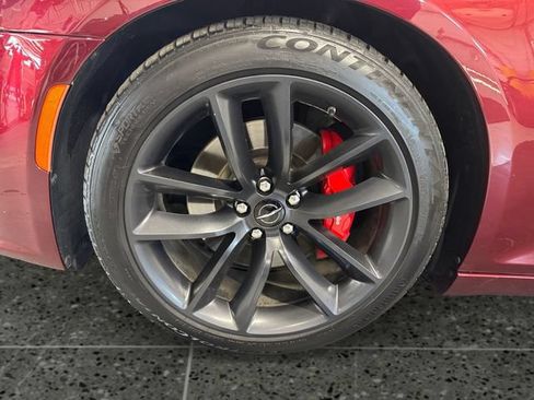 Used 2023 Chrysler 300 C RWD image 28