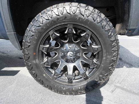 Used 2019 GMC Sierra 1500 Denali w/ Denali Ultimate Package AWD/4WD image 28