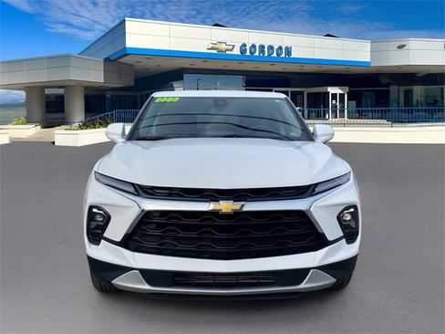 Used 2023 Chevrolet Blazer LT w/ Driver Confidence Package image 2