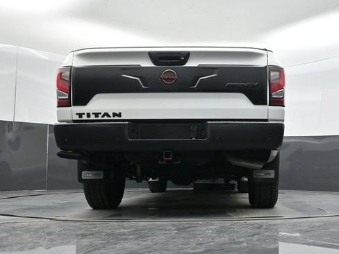 Used 2023 Nissan Titan PRO-4X w/ Pro-4x Convenience Package AWD/4WD image 60