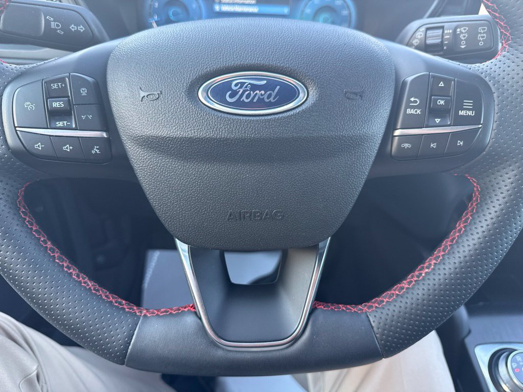 Used 2023 Ford Escape ST-Line Select w/ Tech Pack #2 AWD/4WD image 13
