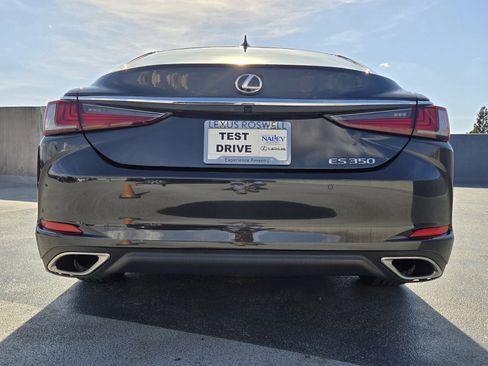 Certified 2025 Lexus ES 350 w/ Premium Package image 8