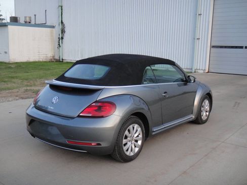 Used 2017 Volkswagen Beetle 1.8T FWD image 21