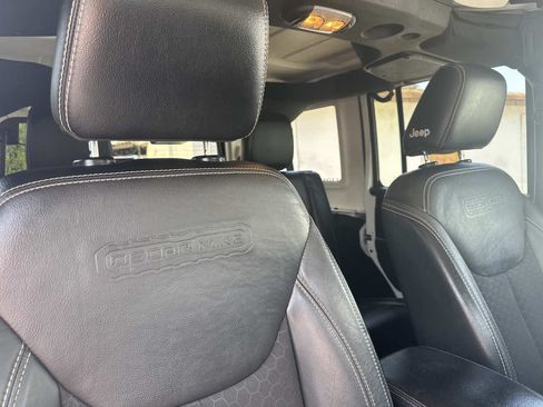 Used 2016 Jeep Wrangler Unlimited Sport AWD/4WD image 12
