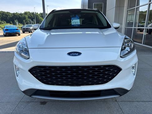 Used 2020 Ford Escape Titanium AWD/4WD image 11