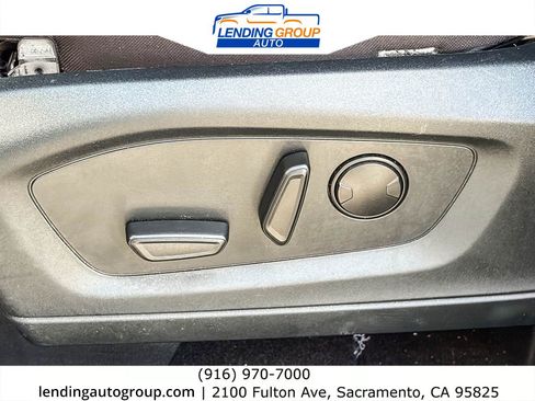 Used 2020 Ford Explorer XLT RWD image 21
