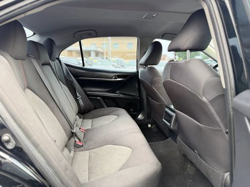 Used 2019 Toyota Camry LE image 31