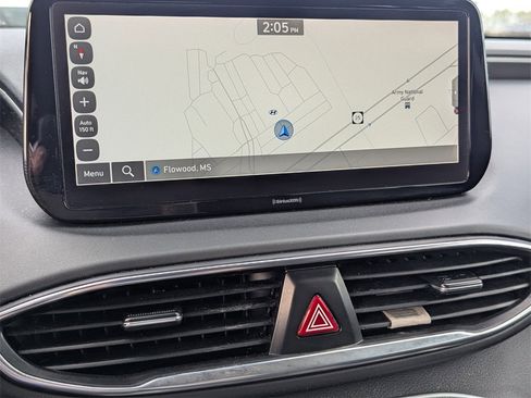 Used 2023 Hyundai Santa Fe SEL image 11