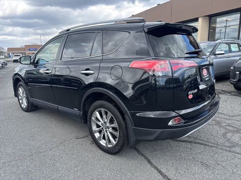 Used 2017 Toyota RAV4 Limited AWD/4WD image 8