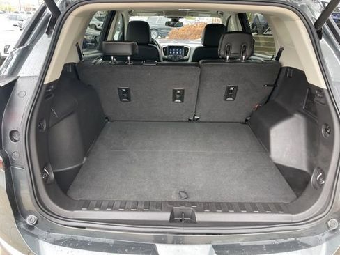 Used 2019 GMC Terrain Denali w/ Advanced Safety Package AWD/4WD image 17