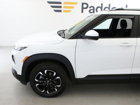 Used 2023 Chevrolet TrailBlazer LT image 4