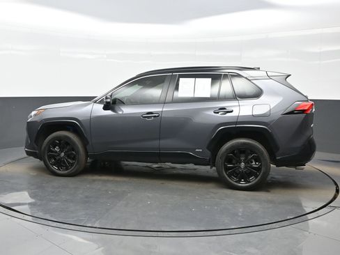 Used 2022 Toyota RAV4 XSE image 3