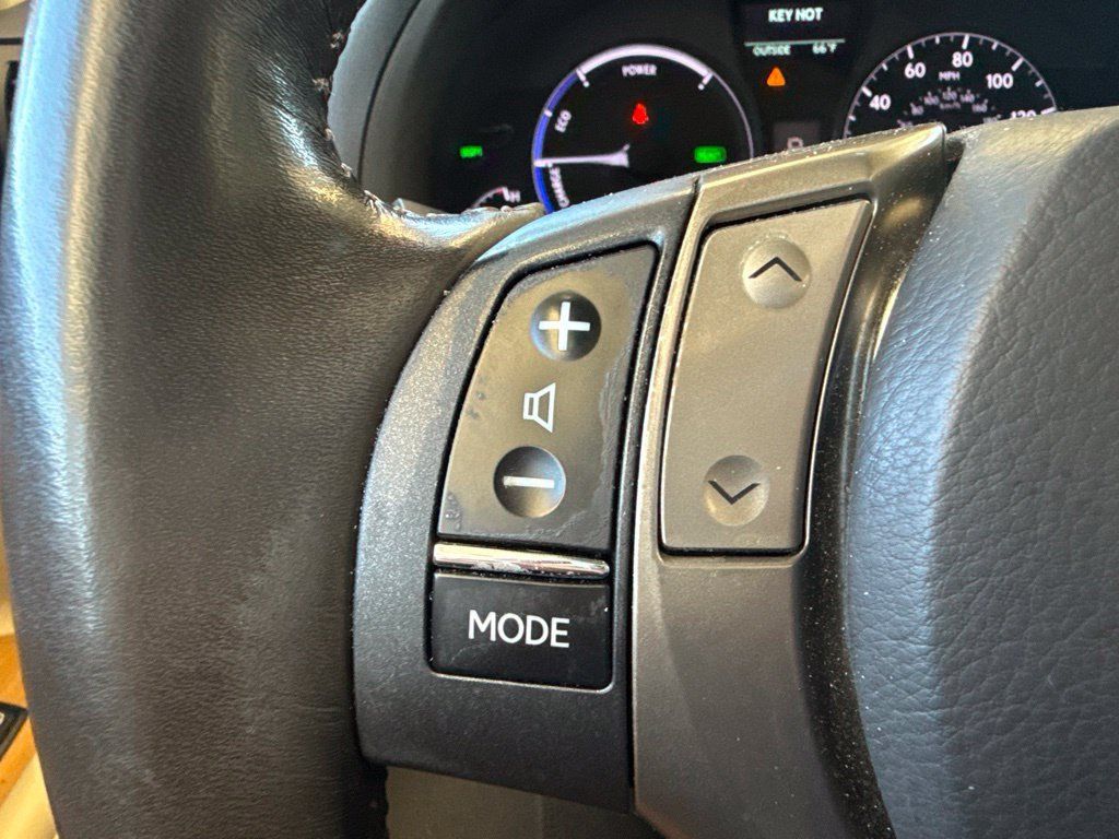 Used 2014 Lexus RX 450h AWD image 15