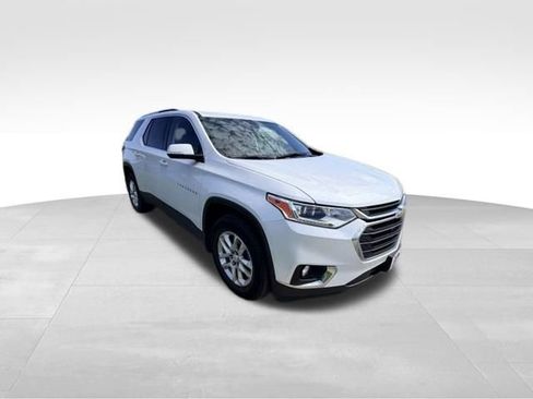Used 2018 Chevrolet Traverse LT FWD image 4