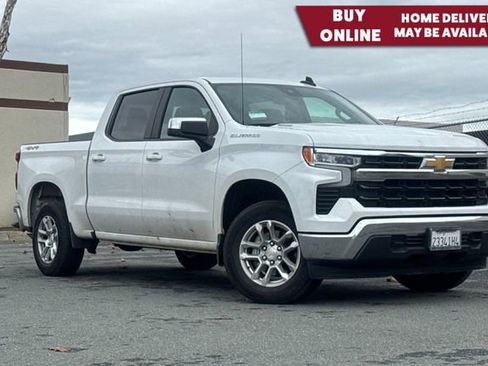 Used 2025 Chevrolet Silverado 1500 LT image 1