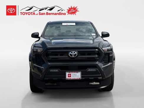 Certified 2026 Toyota Tacoma SR5 AWD/4WD image 8