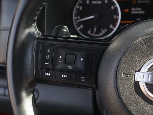 Used 2022 Nissan Pathfinder SV FWD image 22