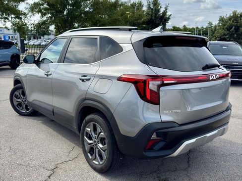 Used 2024 Kia Seltos S AWD/4WD image 3