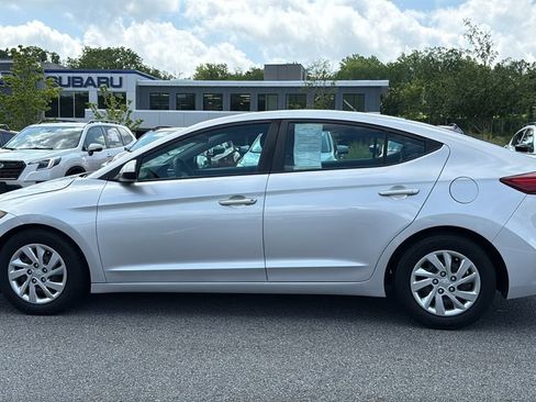 Used 2018 Hyundai Elantra SE FWD image 4