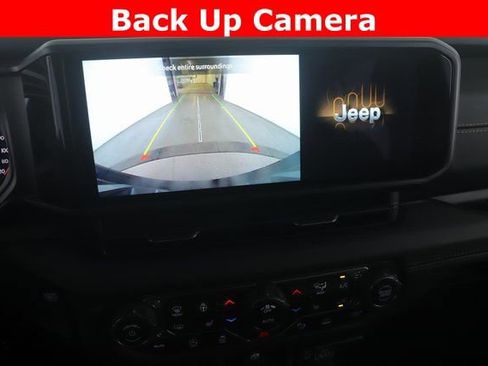 Used 2024 Jeep Wrangler Sahara w/ Safety Group image 22