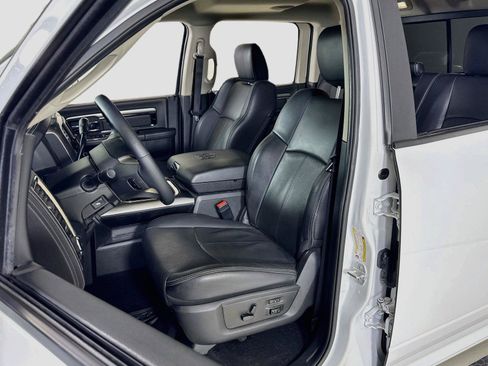 Used 2018 RAM 2500 Laramie w/ Sport Appearance Group AWD/4WD image 14