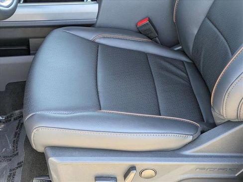 New 2026 Ford F250 Lariat w/ Black Appearance Package image 4