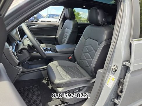 Used 2026 Volkswagen Atlas Cross Sport SE AWD/4WD image 9