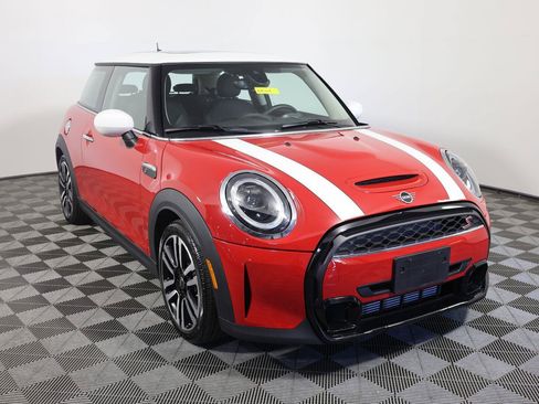 Used 2022 MINI Cooper S FWD image 3