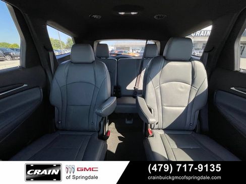Used 2023 Buick Enclave Essence FWD image 30