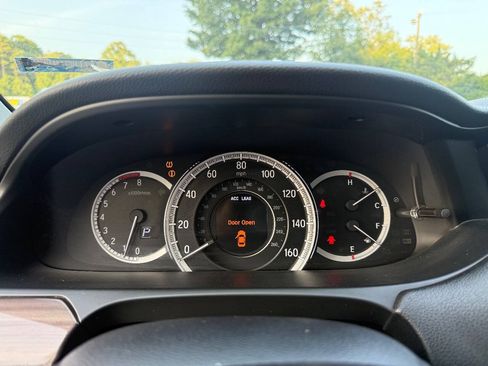 Used 2017 Honda Accord Touring image 20