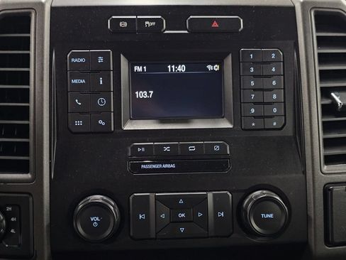 Used 2022 Ford F550 4x4 Crew Cab Super Duty w/ Power Equipment Group image 17