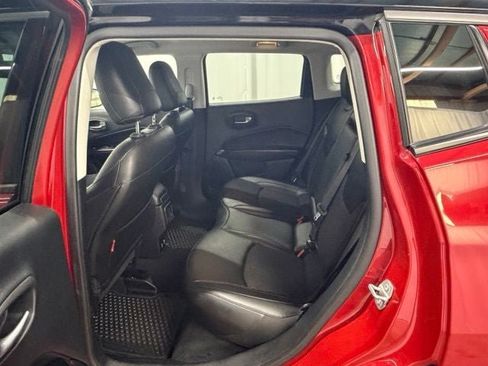 Used 2020 Jeep Compass Trailhawk AWD/4WD image 21