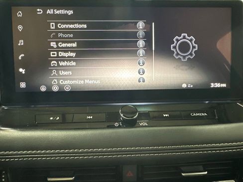 Used 2026 Nissan Rogue Platinum w/ Platinum Premium Package AWD/4WD image 33
