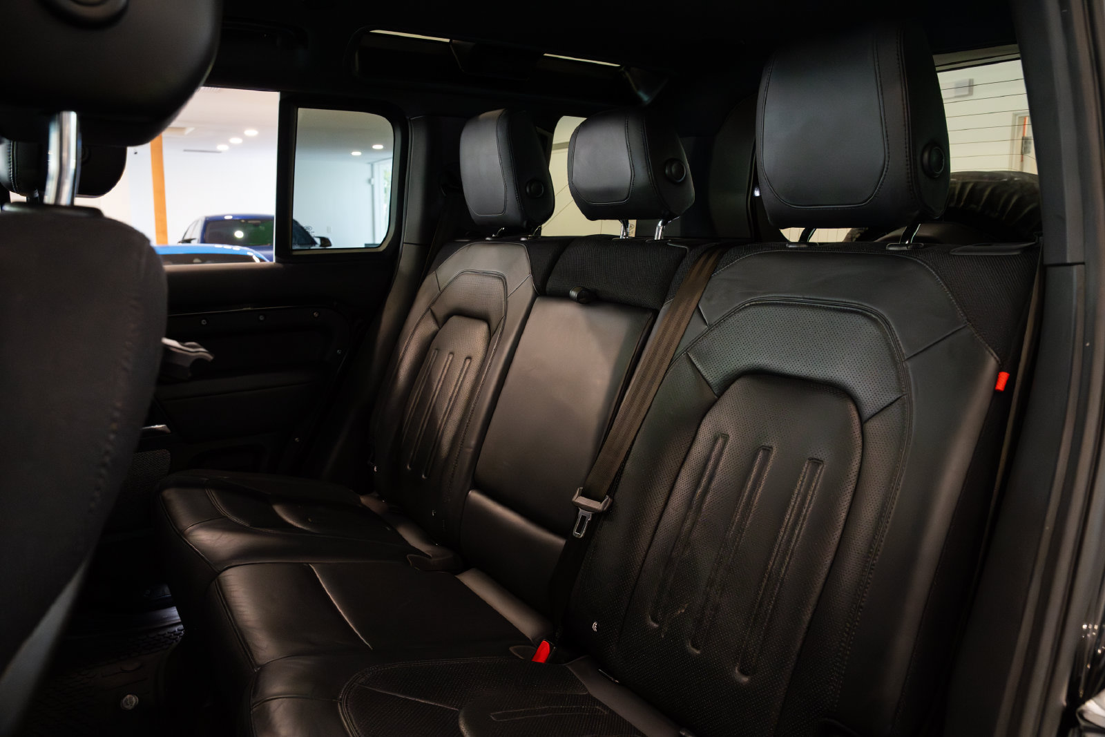 Used 2021 Land Rover Defender 110 X AWD/4WD image 21