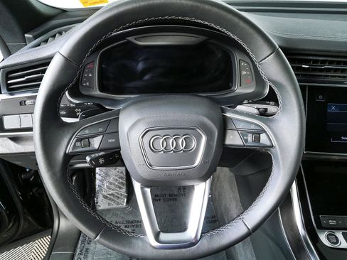 Used 2023 Audi Q8 Premium w/ Convenience Package AWD/4WD image 10