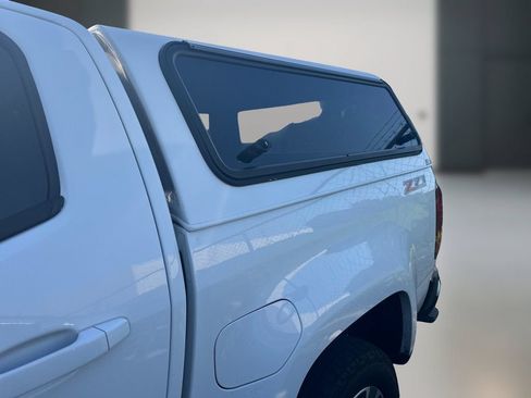 Used 2016 Chevrolet Colorado Z71 AWD/4WD image 6