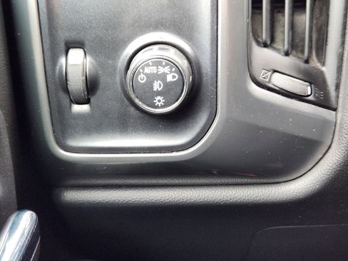 Used 2015 Chevrolet Silverado 1500 LT w/ Texas Edition, 1LT Trim image 21