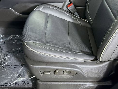 Used 2024 Chevrolet Tahoe Premier image 20