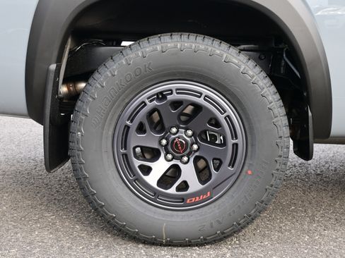New 2026 Nissan Frontier PRO-4X w/ Pro-4x Convenience Package image 10