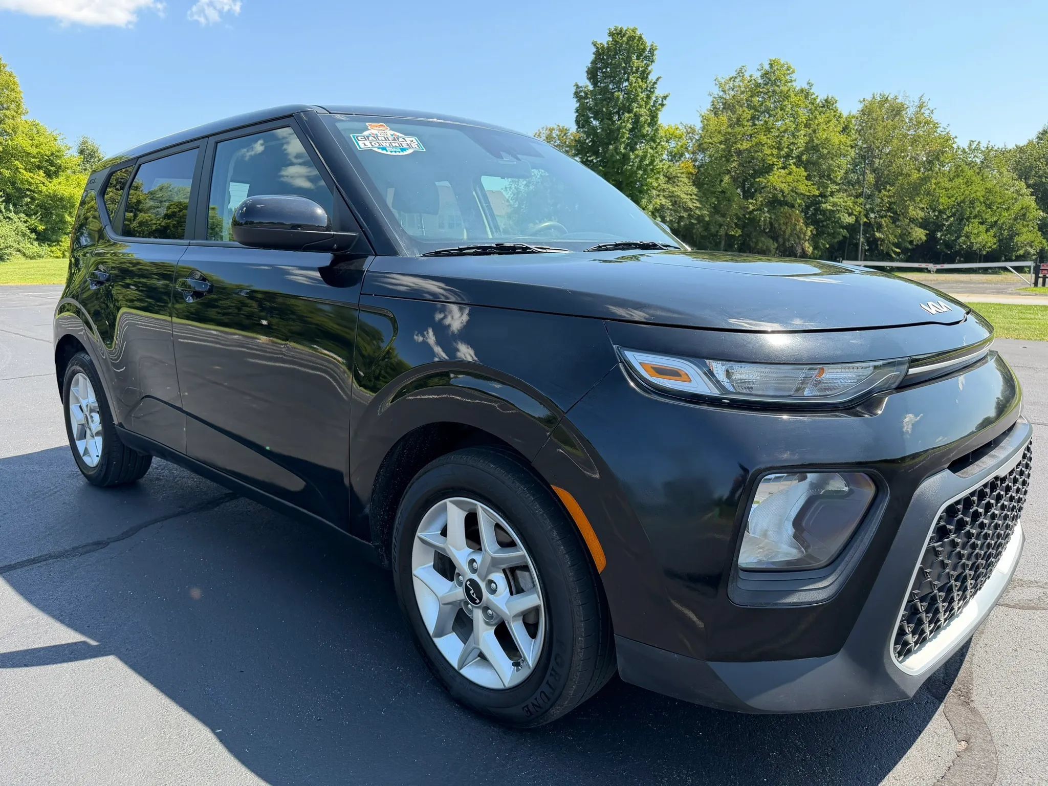 Used 2022 Kia Soul LX w/ Technology Package FWD image 1