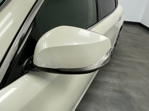 Used 2016 INFINITI Q70 L 3.7 w/ Deluxe Touring Package image 12