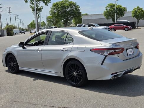 Used 2024 Toyota Camry XSE FWD image 3