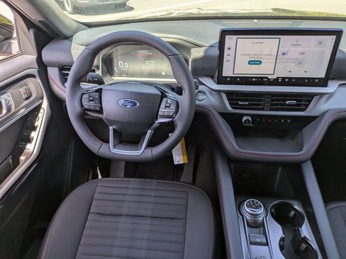 New 2026 Ford Explorer ST-Line w/ ST-Line Street Pack RWD image 17
