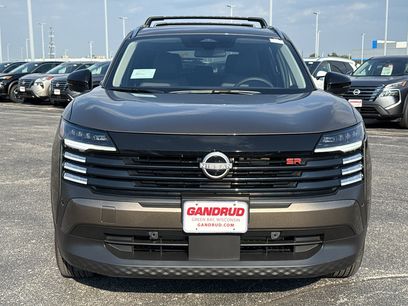 New 2026 Nissan Kicks SR w/ Cold Weather Package