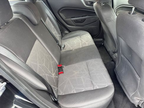 Used 2013 Ford Fiesta SE FWD image 14